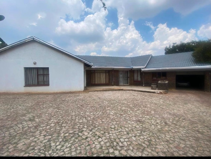 To Let 3 Bedroom Property for Rent in Dawn Park Gauteng