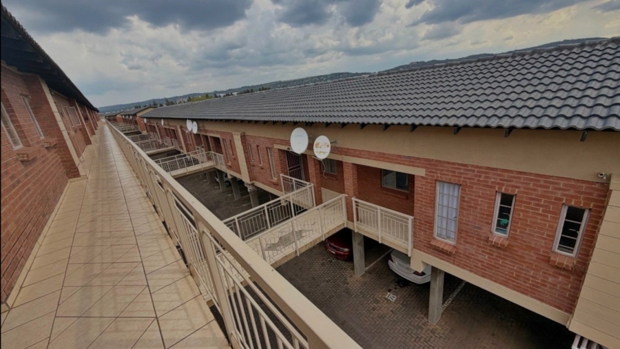 3 Bedroom Property for Sale in Equestria Gauteng
