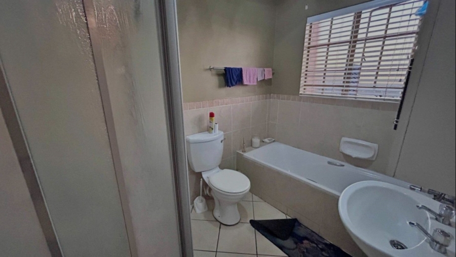 3 Bedroom Property for Sale in Equestria Gauteng