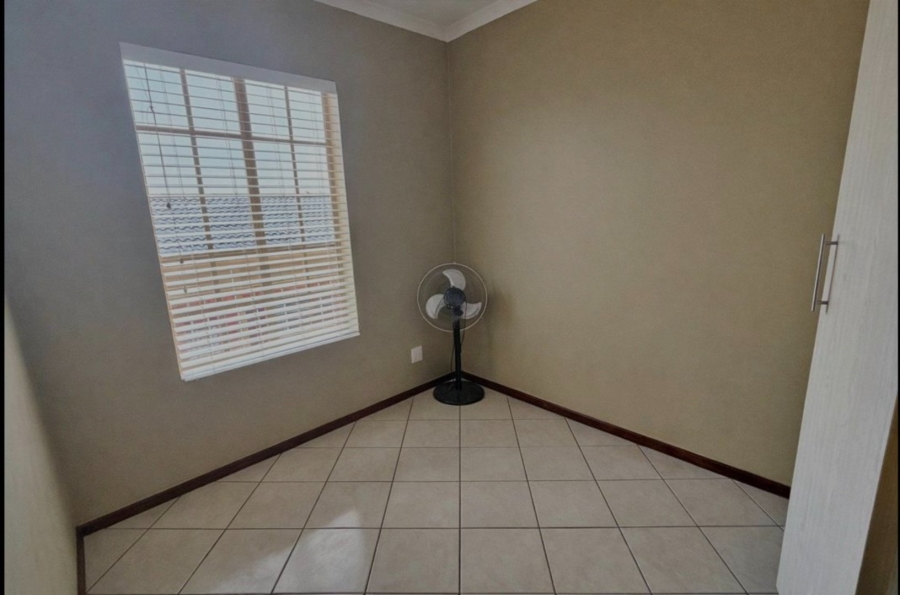 3 Bedroom Property for Sale in Equestria Gauteng