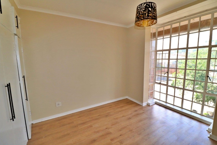 2 Bedroom Property for Sale in Symhurst Gauteng