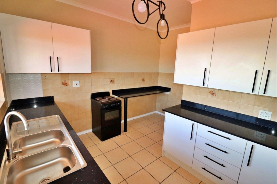 2 Bedroom Property for Sale in Symhurst Gauteng