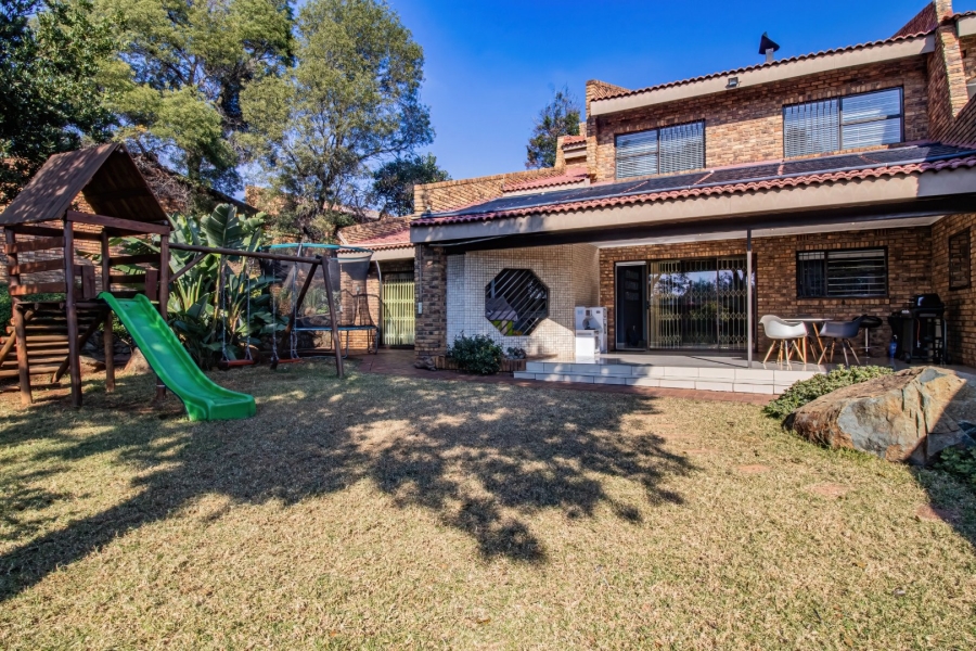 4 Bedroom Property for Sale in Bassonia Gauteng