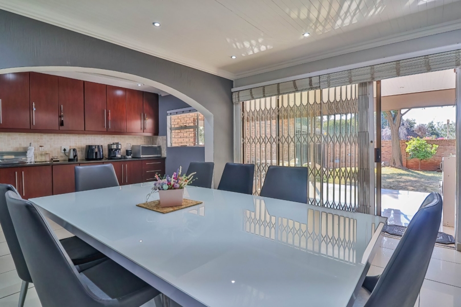 4 Bedroom Property for Sale in Bassonia Gauteng