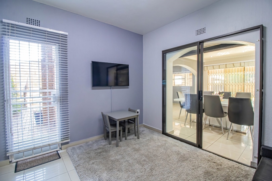 4 Bedroom Property for Sale in Bassonia Gauteng