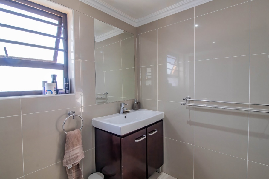 4 Bedroom Property for Sale in Bassonia Gauteng