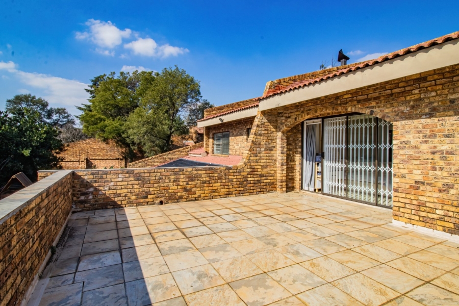 4 Bedroom Property for Sale in Bassonia Gauteng