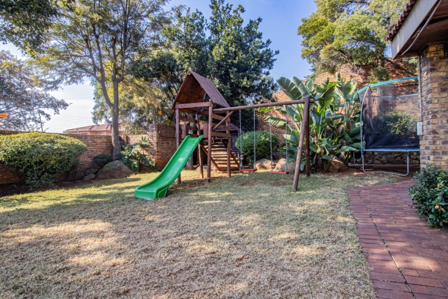 4 Bedroom Property for Sale in Bassonia Gauteng