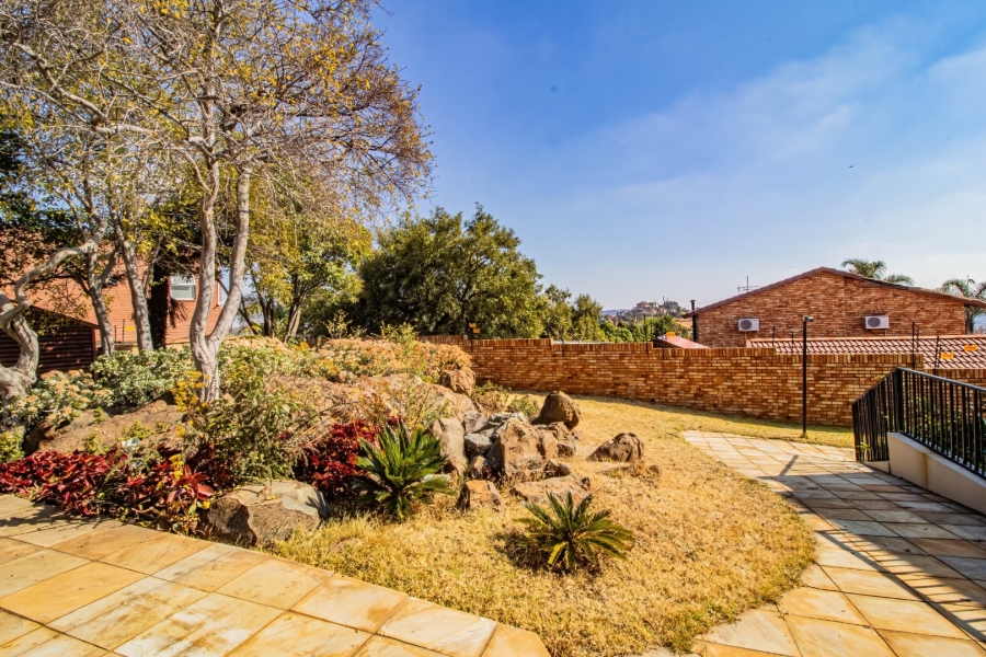 4 Bedroom Property for Sale in Bassonia Gauteng