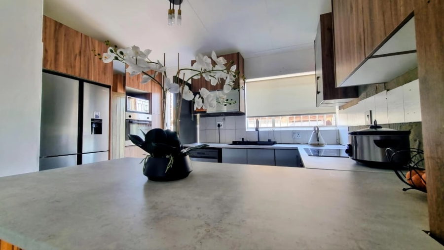 3 Bedroom Property for Sale in Waldrift Gauteng