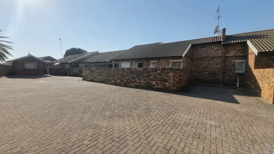 3 Bedroom Property for Sale in Waldrift Gauteng