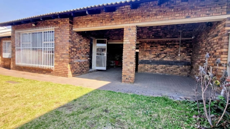 3 Bedroom Property for Sale in Waldrift Gauteng