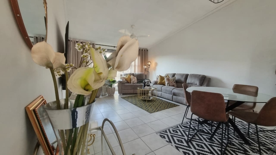 3 Bedroom Property for Sale in Waldrift Gauteng
