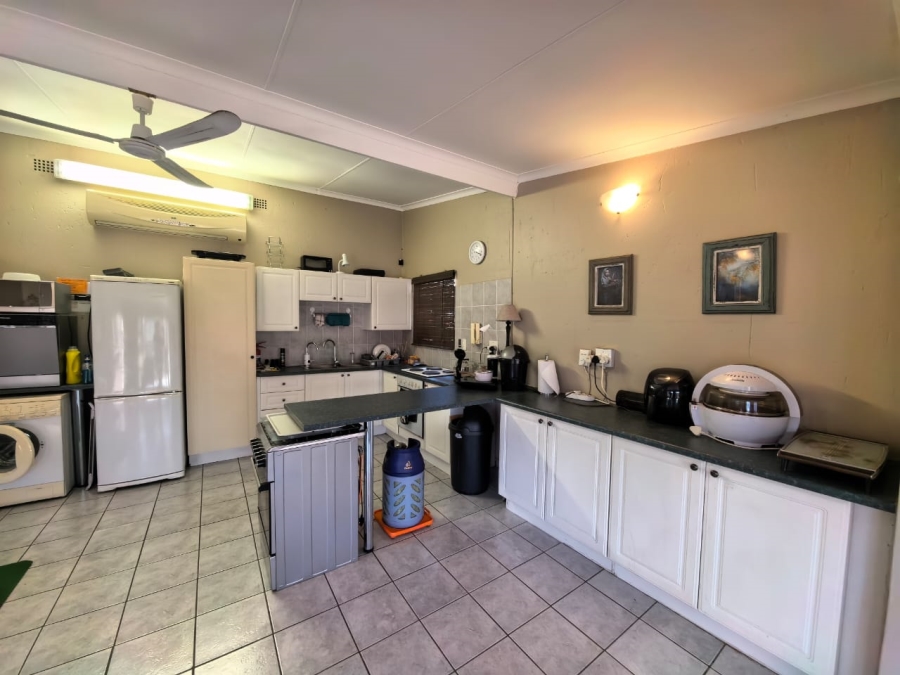 2 Bedroom Property for Sale in Vaal Marina Gauteng