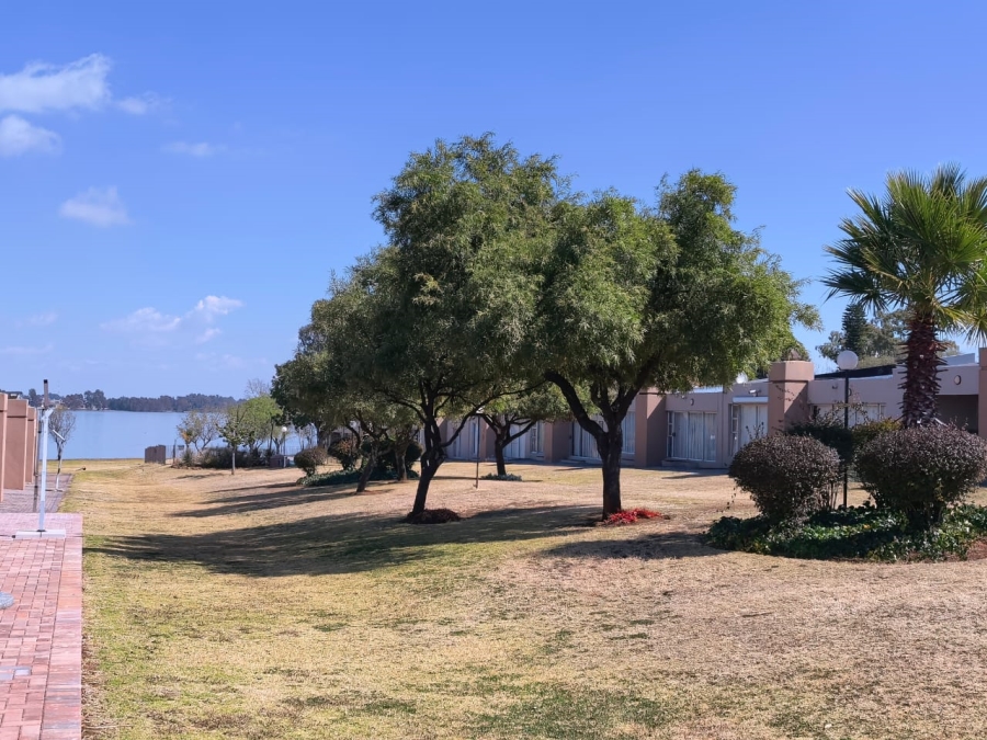 2 Bedroom Property for Sale in Vaal Marina Gauteng