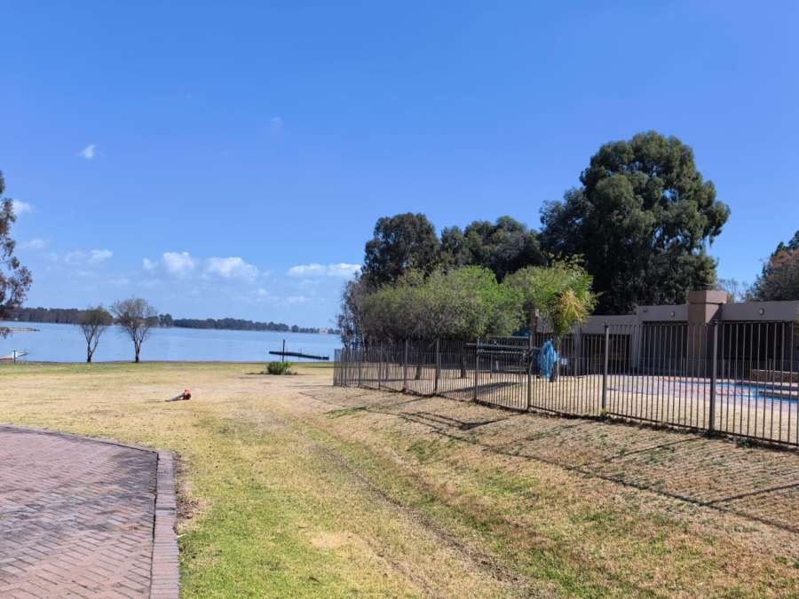 2 Bedroom Property for Sale in Vaal Marina Gauteng