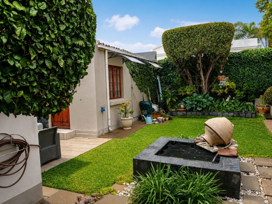 2 Bedroom Property for Sale in Halfway House Gauteng
