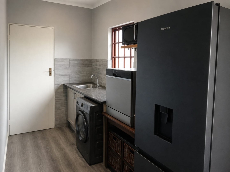 2 Bedroom Property for Sale in Halfway House Gauteng