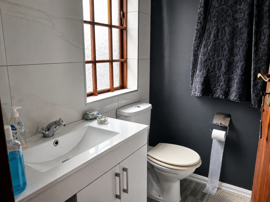 2 Bedroom Property for Sale in Halfway House Gauteng