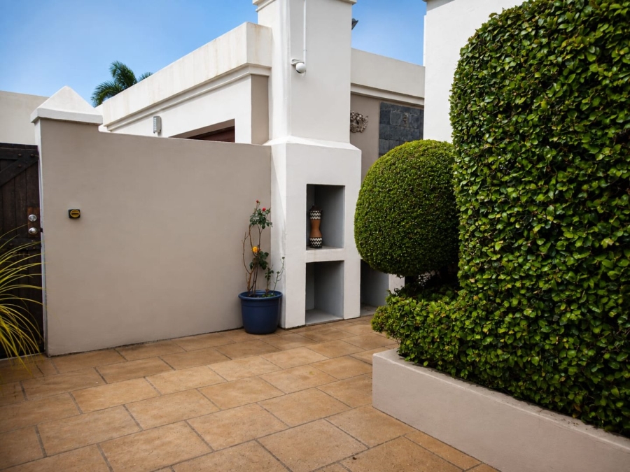 2 Bedroom Property for Sale in Halfway House Gauteng
