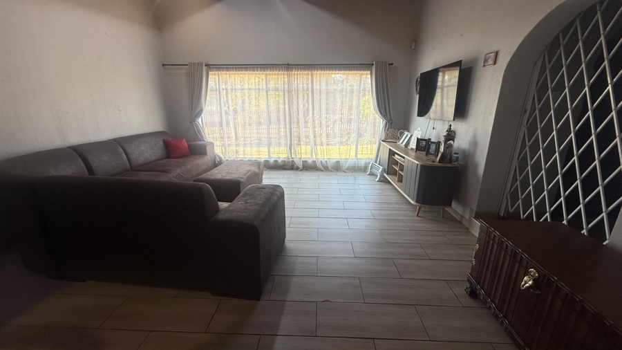 3 Bedroom Property for Sale in Wierda Park Gauteng