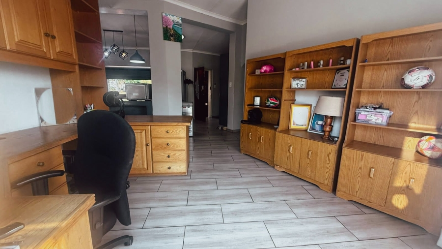 3 Bedroom Property for Sale in Wierda Park Gauteng
