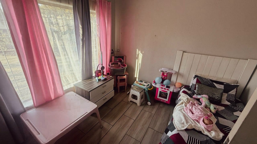3 Bedroom Property for Sale in Wierda Park Gauteng