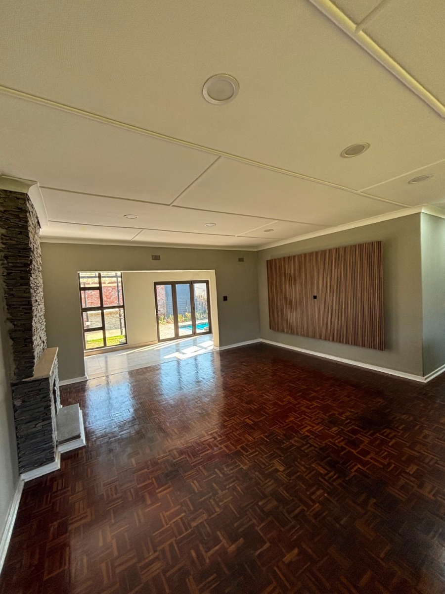 4 Bedroom Property for Sale in Edenvale Central Gauteng