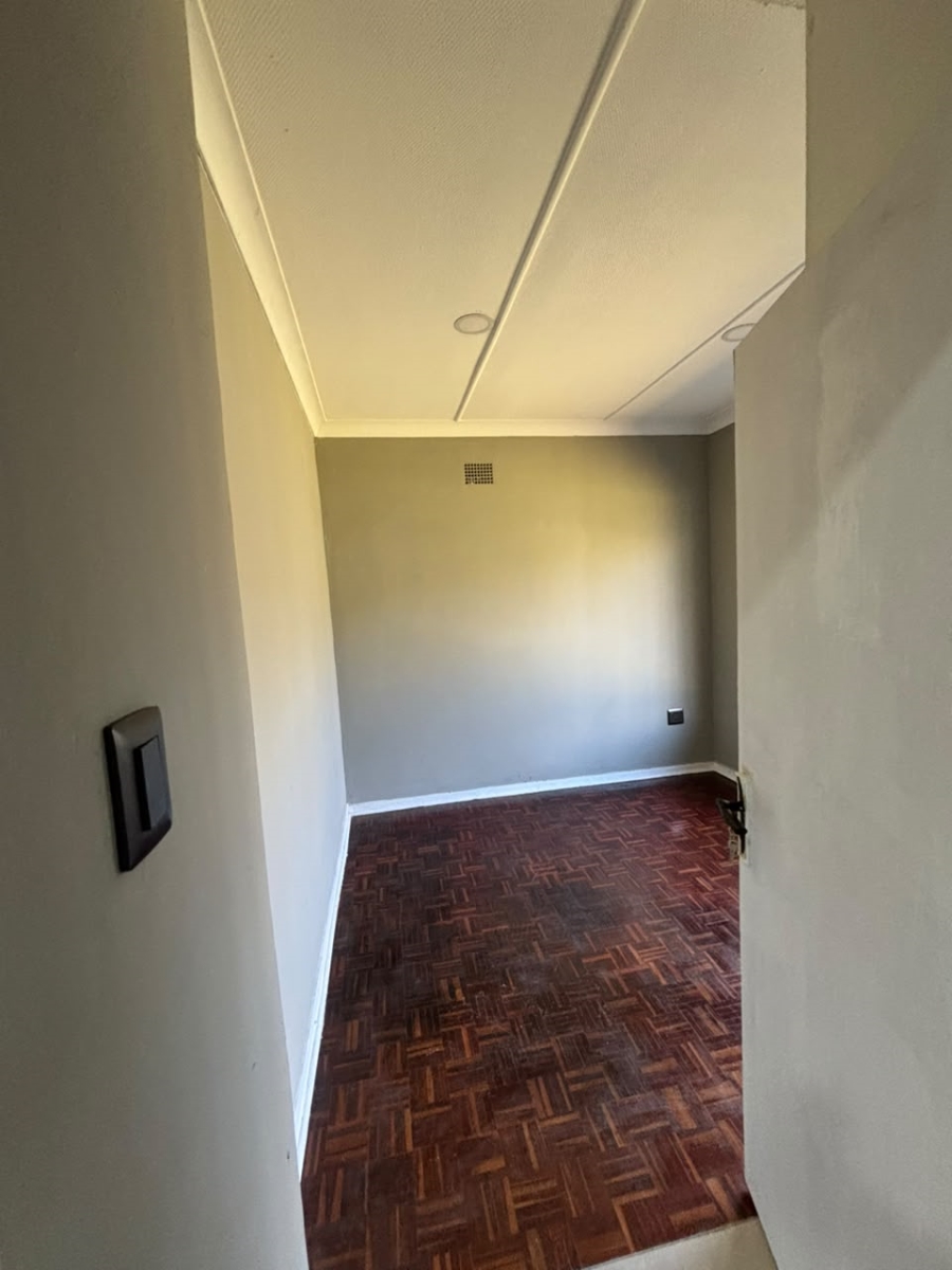 4 Bedroom Property for Sale in Edenvale Central Gauteng