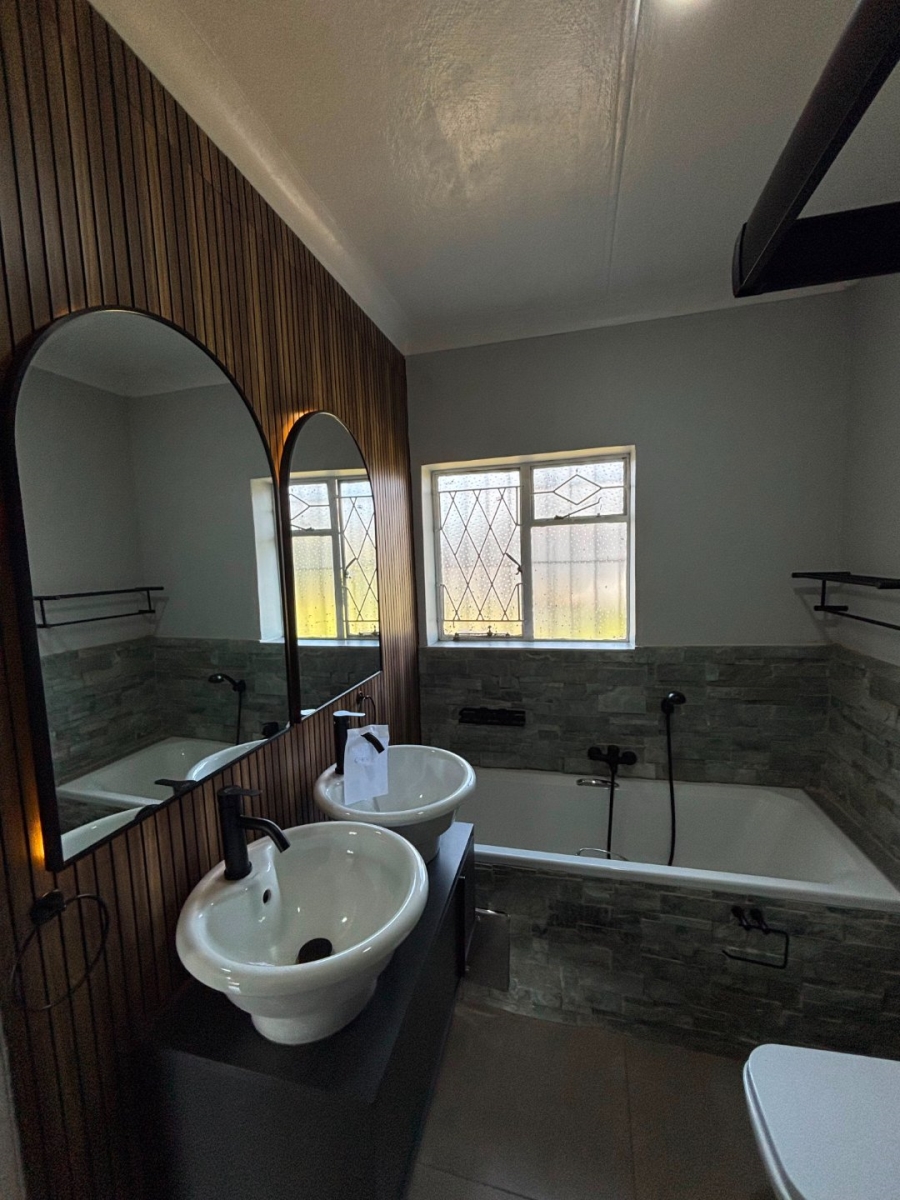 4 Bedroom Property for Sale in Edenvale Central Gauteng