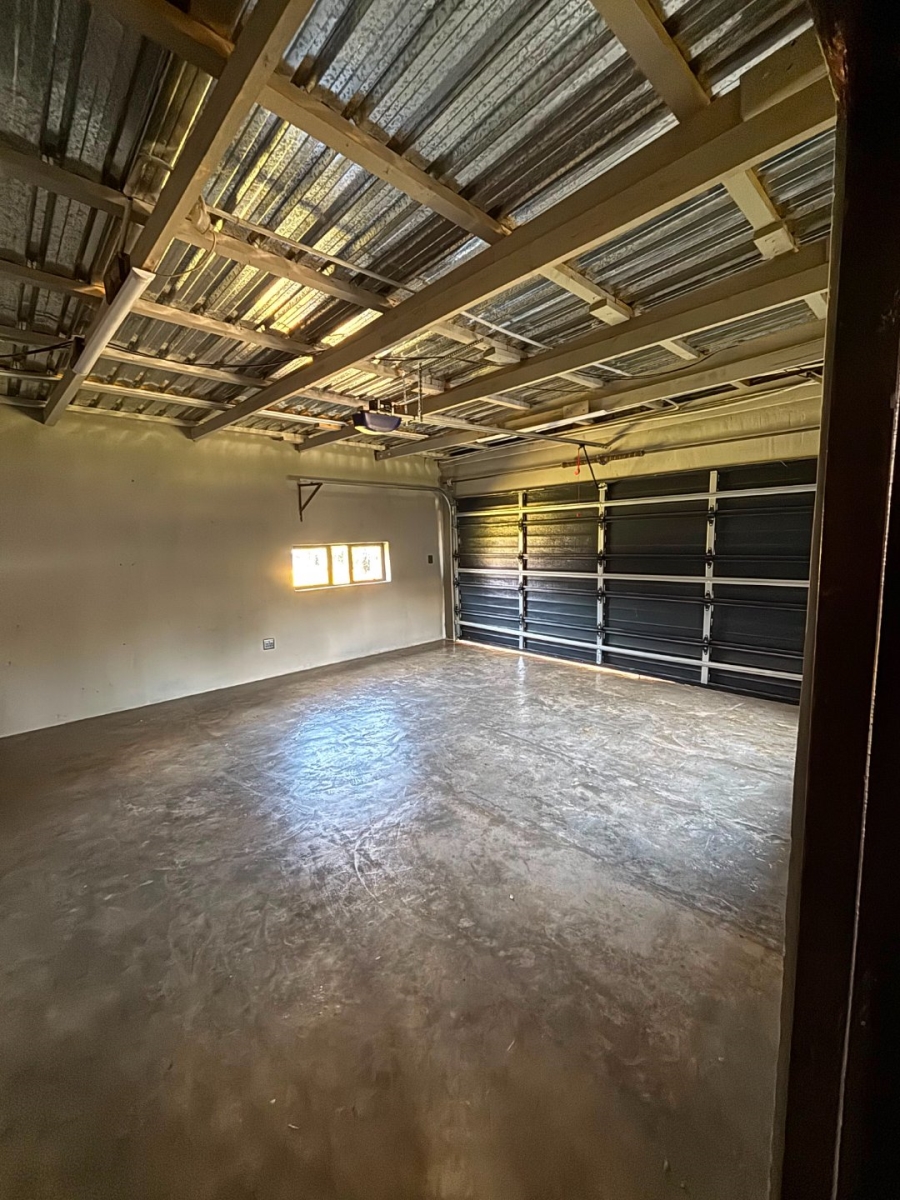 4 Bedroom Property for Sale in Edenvale Central Gauteng