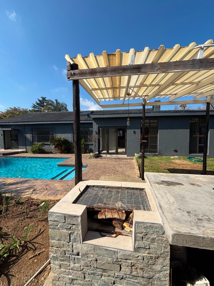 4 Bedroom Property for Sale in Edenvale Central Gauteng