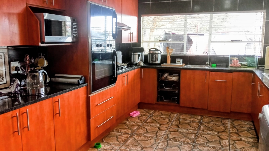 Commercial Property for Sale in Elandsvlei Gauteng