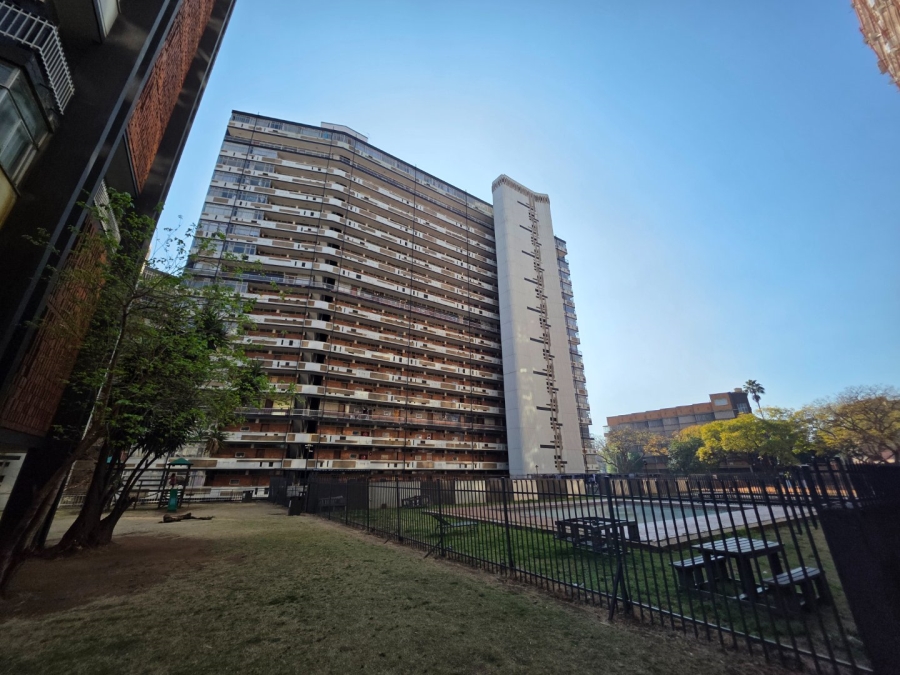 1 Bedroom Property for Sale in Pretoria Gauteng