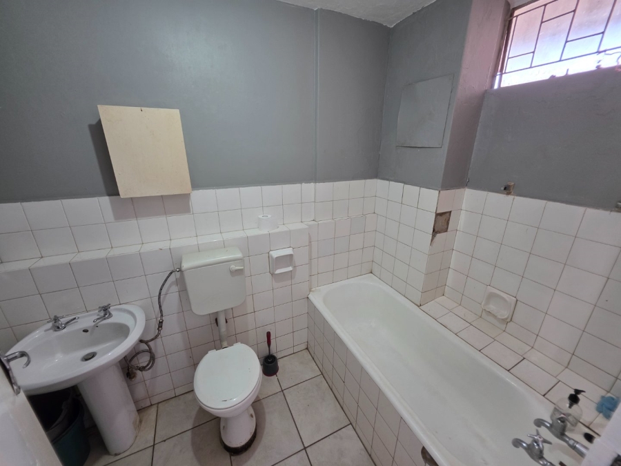 1 Bedroom Property for Sale in Pretoria Gauteng