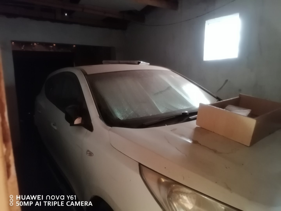 4 Bedroom Property for Sale in Rondebult Gauteng