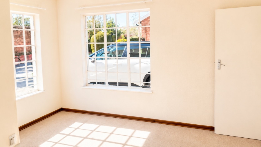 3 Bedroom Property for Sale in Wilro Park Gauteng
