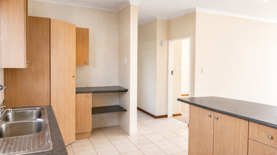 3 Bedroom Property for Sale in Wilro Park Gauteng