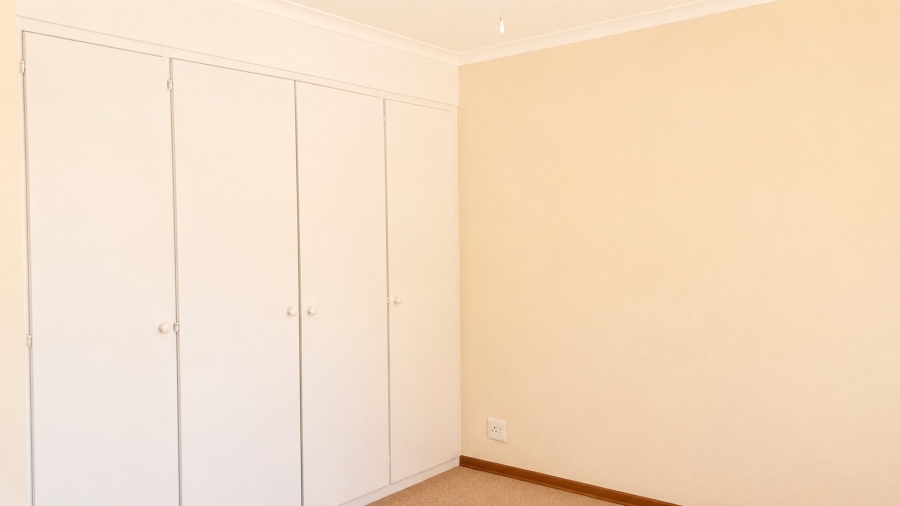 3 Bedroom Property for Sale in Wilro Park Gauteng