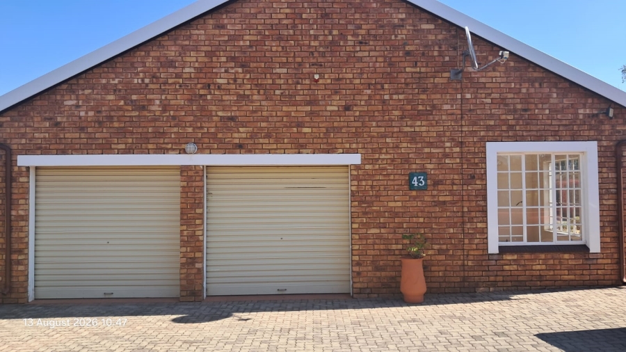 3 Bedroom Property for Sale in Wilro Park Gauteng