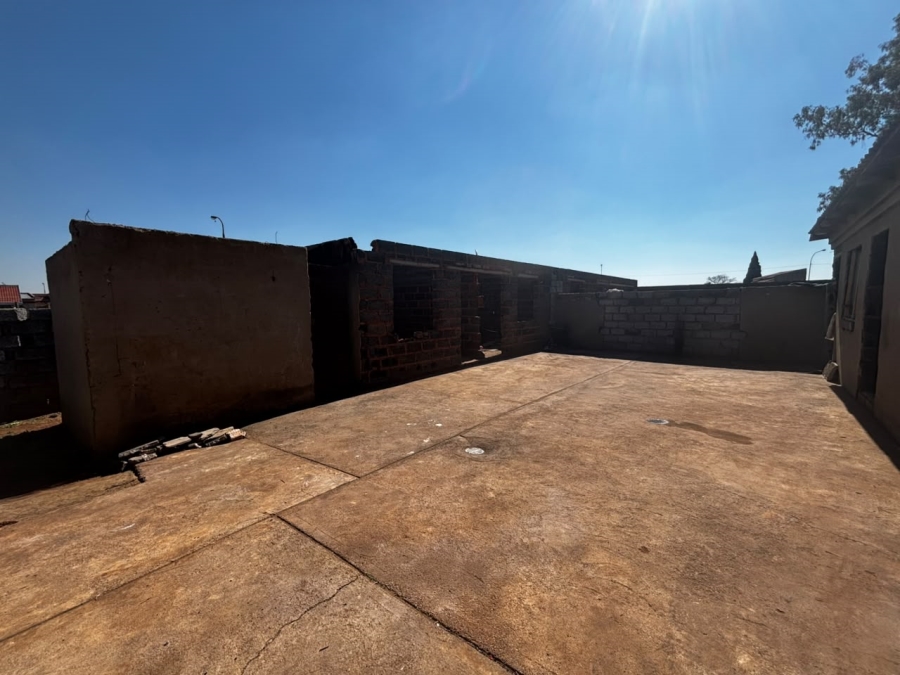 Commercial Property for Sale in Villa Liza Gauteng