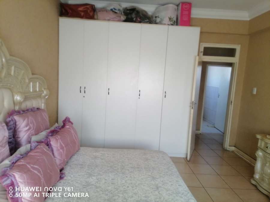 2 Bedroom Property for Sale in Troyeville Gauteng