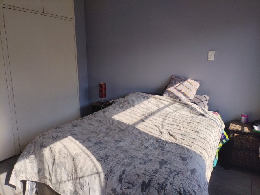 3 Bedroom Property for Sale in East Geduld Gauteng
