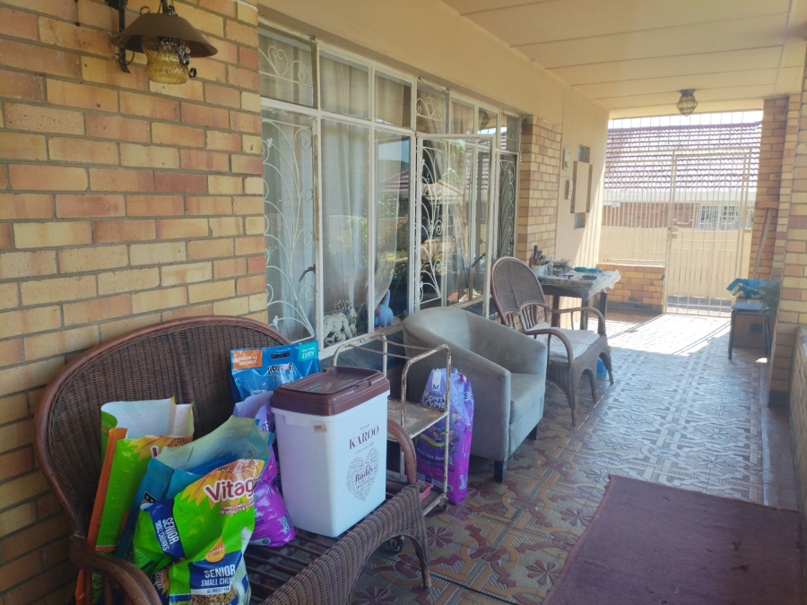 4 Bedroom Property for Sale in Selcourt Gauteng