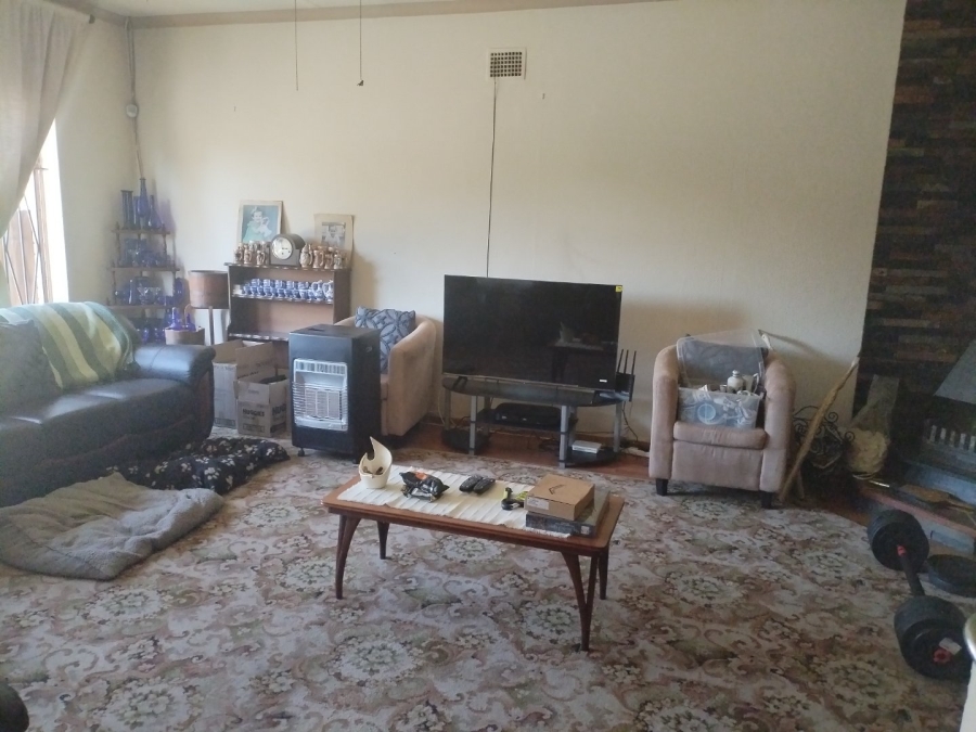 4 Bedroom Property for Sale in Selcourt Gauteng