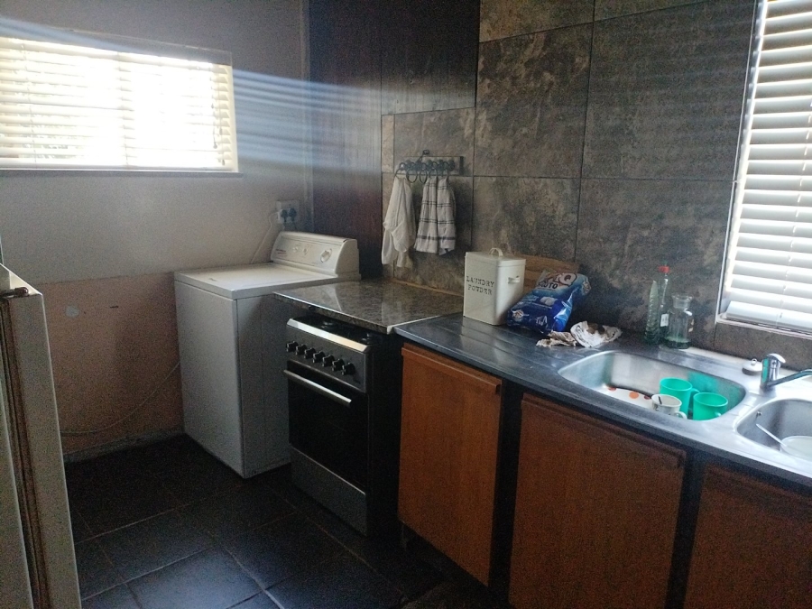 4 Bedroom Property for Sale in Selcourt Gauteng