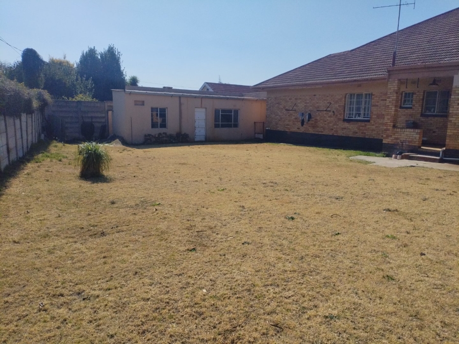 4 Bedroom Property for Sale in Selcourt Gauteng