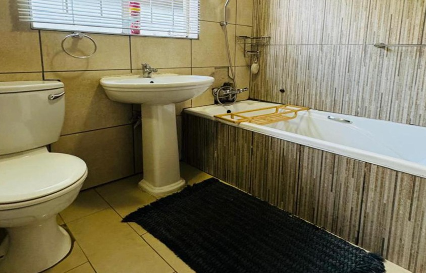 2 Bedroom Property for Sale in Elandspoort Gauteng