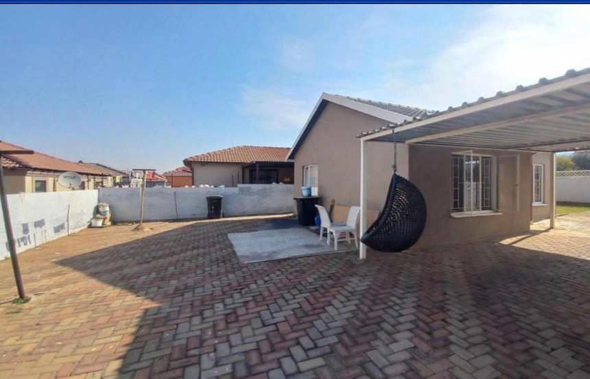 2 Bedroom Property for Sale in Elandspoort Gauteng