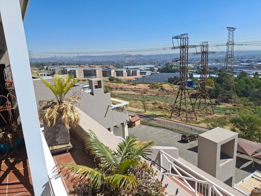 2 Bedroom Property for Sale in Sunnyrock Gauteng